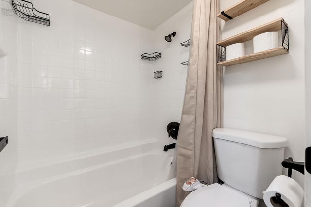 7557 N Dreamy Draw Drive Unit 219, Phoenix, AZ 85020