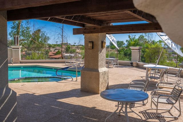 7557 N Dreamy Draw Drive Unit 219, Phoenix, AZ 85020