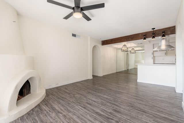 7557 N Dreamy Draw Drive Unit 219, Phoenix, AZ 85020