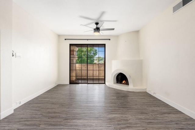 7557 N Dreamy Draw Drive Unit 219, Phoenix, AZ 85020