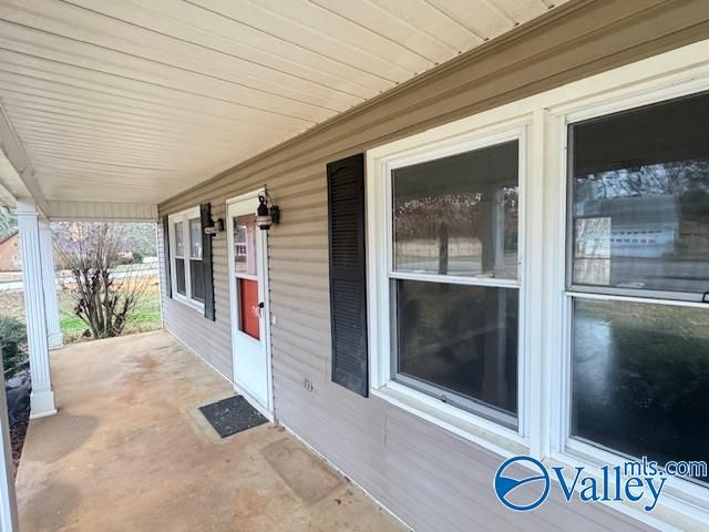 2034 Rosebury Lane SW, Huntsville, AL 35803