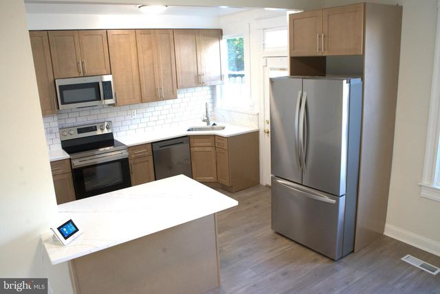 117 S WICKHAM RD, Baltimore, MD 21229