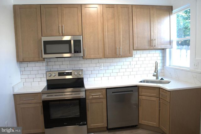 117 S WICKHAM RD, Baltimore, MD 21229