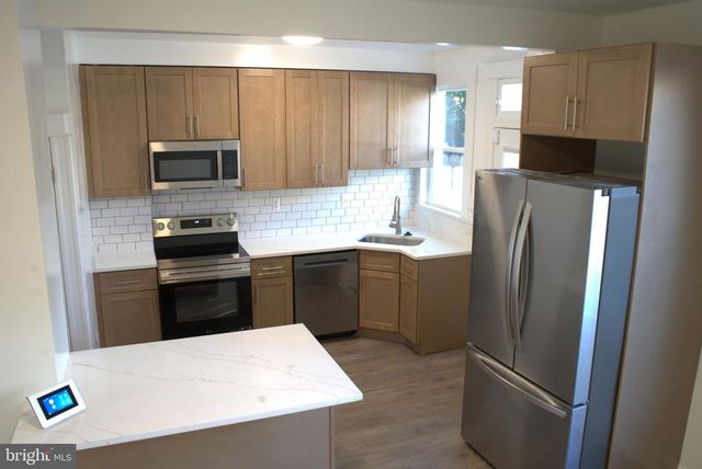 117 S WICKHAM RD, Baltimore, MD 21229