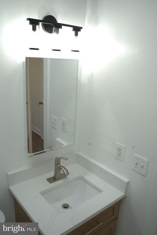 117 S WICKHAM RD, Baltimore, MD 21229