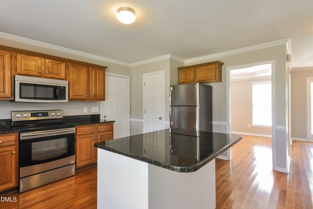 2008 Stoneglen Lane, Raleigh, NC 27603