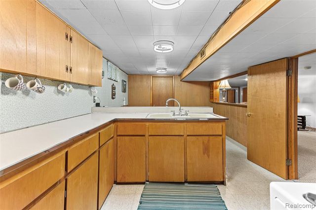 11720 Polk Street, Taylor, MI 48180
