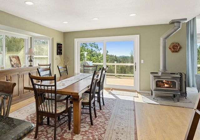 4521 Cross Creek Rd, Cool, CA 95614