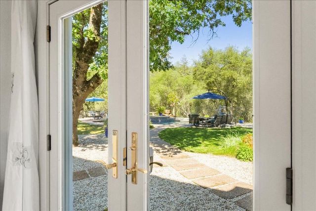 4521 Cross Creek Rd, Cool, CA 95614