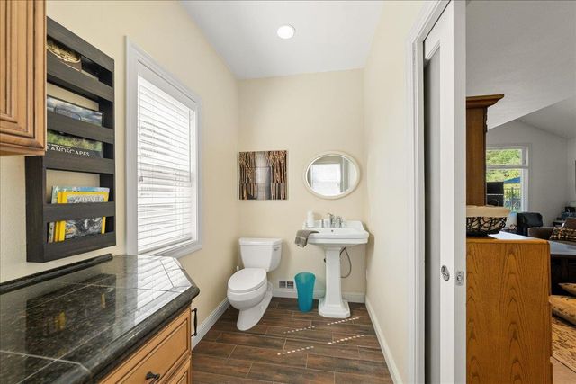 4521 Cross Creek Rd, Cool, CA 95614