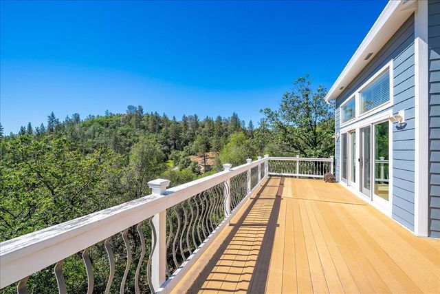 4521 Cross Creek Rd, Cool, CA 95614