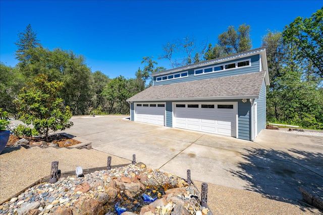 4521 Cross Creek Rd, Cool, CA 95614