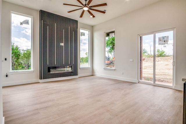 2520 elk Trail, Granbury, TX 76048