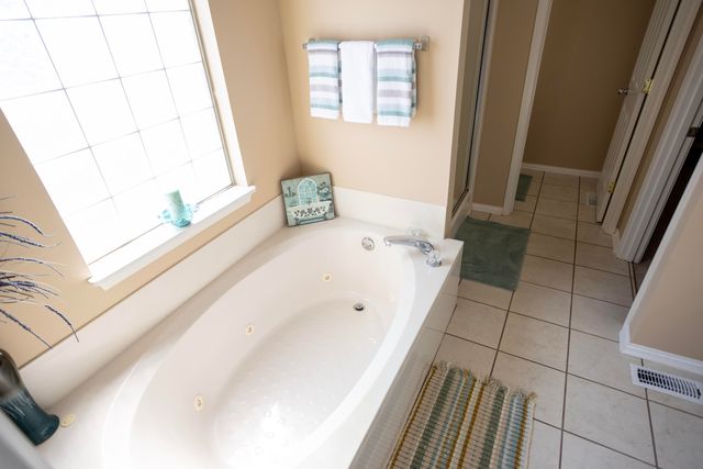 3033 Polo Club Boulevard, Lexington, KY 40509