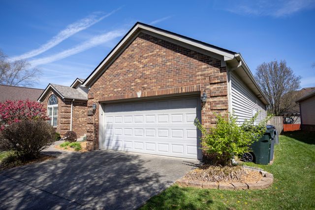 3033 Polo Club Boulevard, Lexington, KY 40509