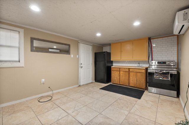 1505 Austin Street, Levelland, TX 79336