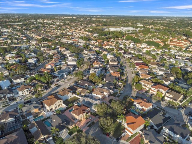 15529 SW 99th Ter, Miami, FL 33196