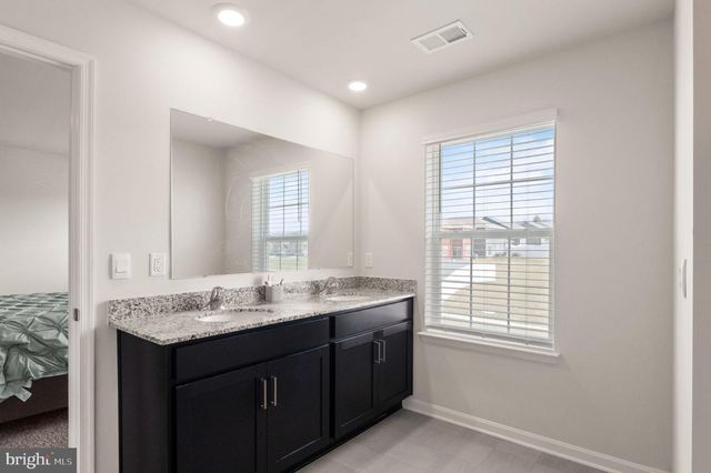 133 AVERY DR, Stephens City, VA 22655