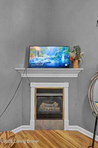 225 Crescent Hill Pl 211, Louisville, KY 40206