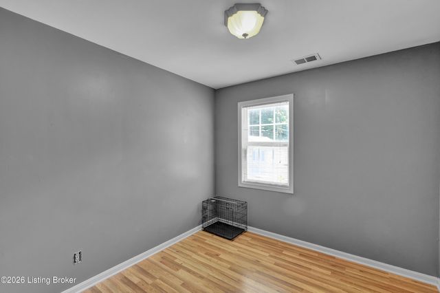 225 Crescent Hill Pl 211, Louisville, KY 40206