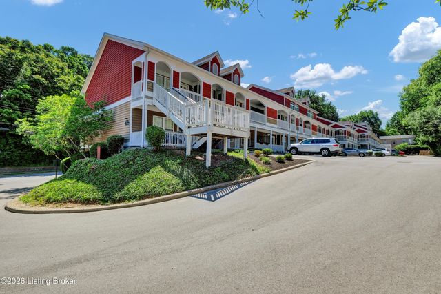 225 Crescent Hill Pl 211, Louisville, KY 40206
