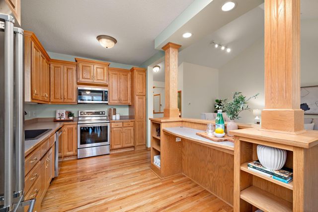 11466 Preserve Lane N, Champlin, MN 55316