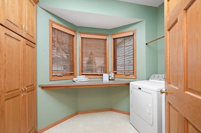 11466 Preserve Lane N, Champlin, MN 55316