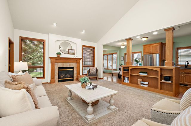 11466 Preserve Lane N, Champlin, MN 55316