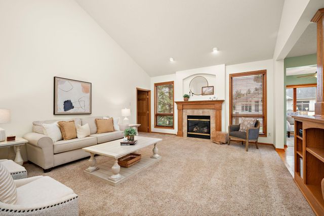 11466 Preserve Lane N, Champlin, MN 55316