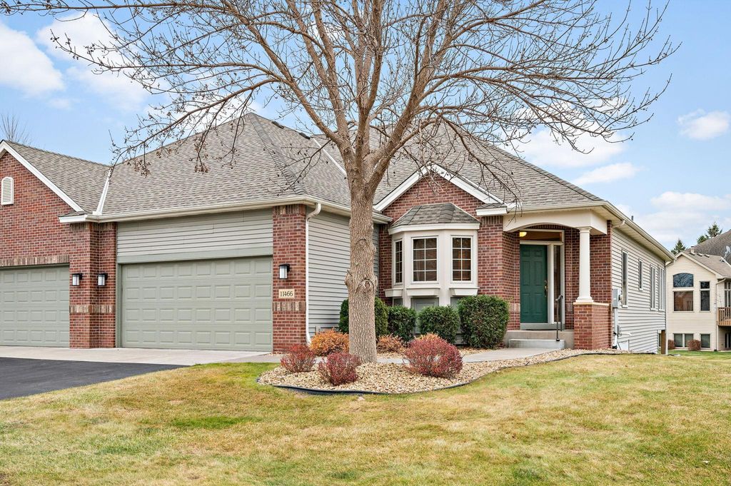 11466 Preserve Lane N, Champlin, MN 55316