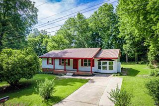 214 Oak Ridge Drive, Byron, GA 31008