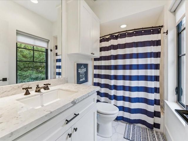 3502 Grennoch Lane, Houston, TX 77025