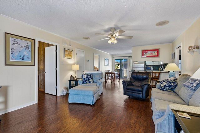 308 28th Ave. N, North Myrtle Beach, SC 29582