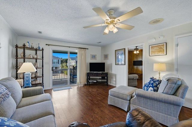 308 28th Ave. N, North Myrtle Beach, SC 29582