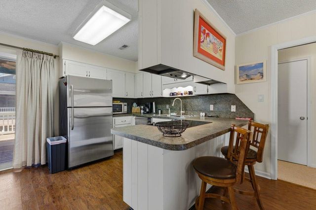 308 28th Ave. N, North Myrtle Beach, SC 29582