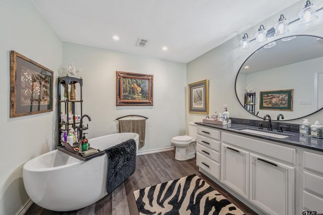 4701 Richmond Rd., Tyler, TX 75703