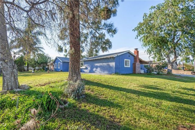 19450 Woodhill Street, Rialto, CA 92376
