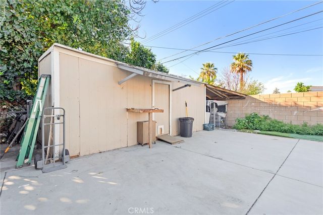 19450 Woodhill Street, Rialto, CA 92376
