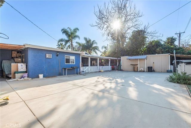 19450 Woodhill Street, Rialto, CA 92376