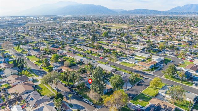19450 Woodhill Street, Rialto, CA 92376