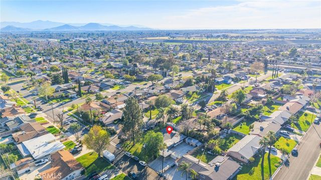 19450 Woodhill Street, Rialto, CA 92376