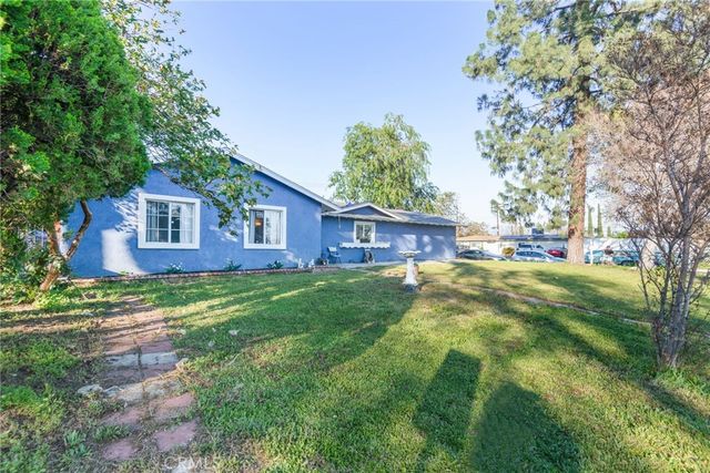 19450 Woodhill Street, Rialto, CA 92376