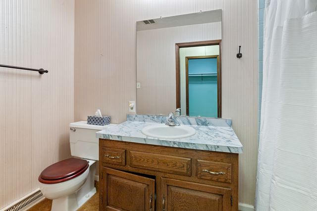 1726 Williamsburg Road, Rockford, IL 61107