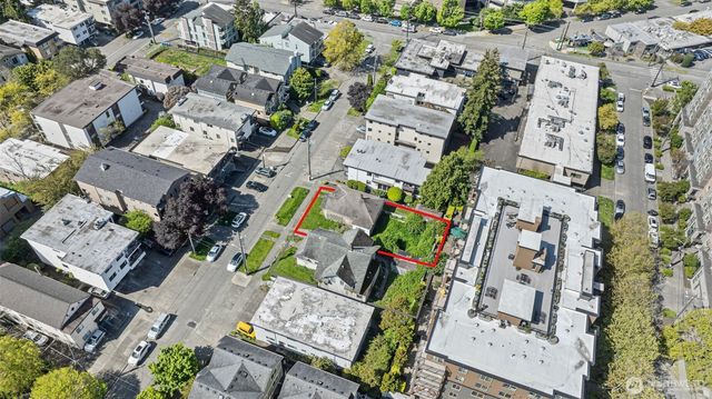 1530 NW 53rd Street, Seattle, WA 98107