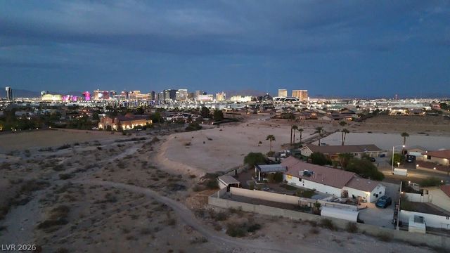 Mohawk, Las Vegas, NV 89118