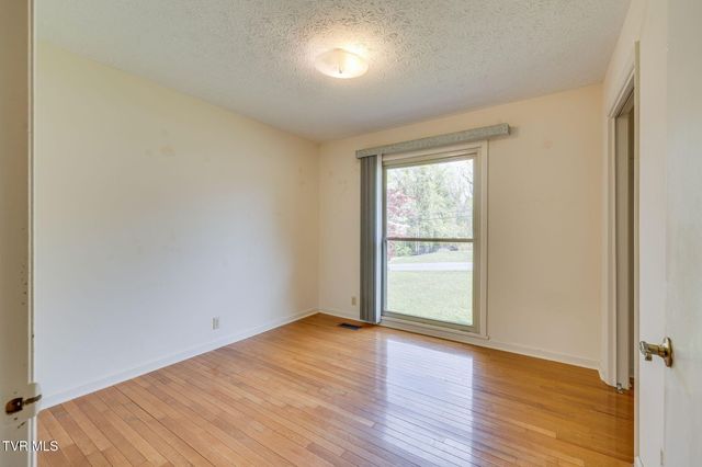 4709 Edens View Road, Kingsport, TN 37664