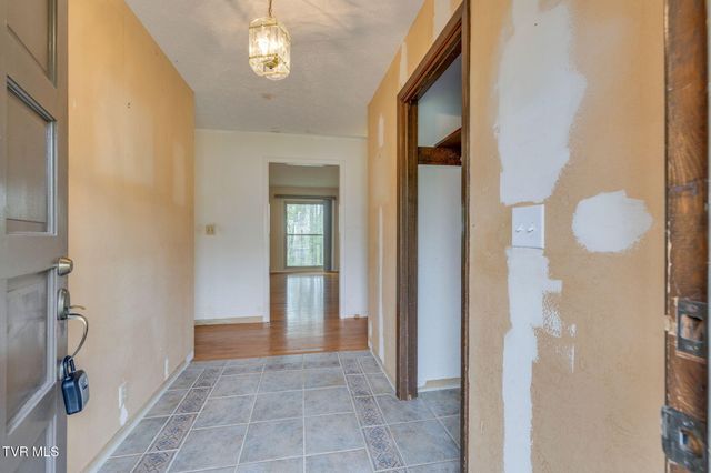 4709 Edens View Road, Kingsport, TN 37664