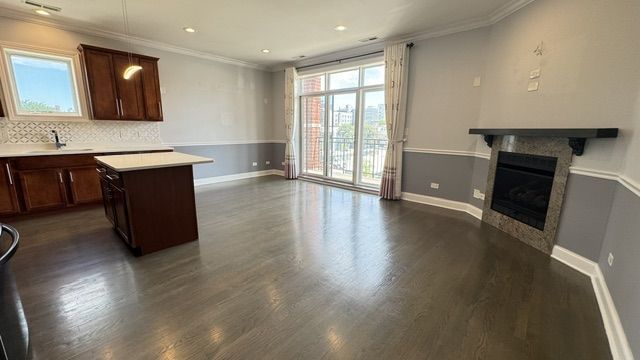 5642 N Broadway Street 3N, Chicago, IL 60660