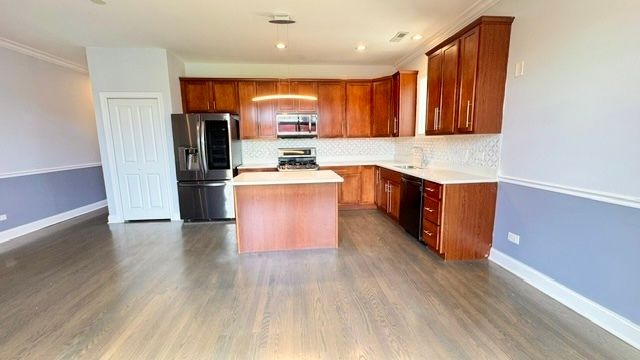5642 N Broadway Street 3N, Chicago, IL 60660