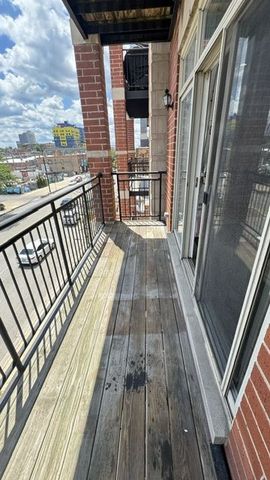 5642 N Broadway Street 3N, Chicago, IL 60660